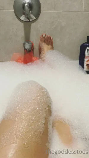 Goddesstoesof OnlyFans Leaked Free Thumbnail Picture - #A1YXecoCNX