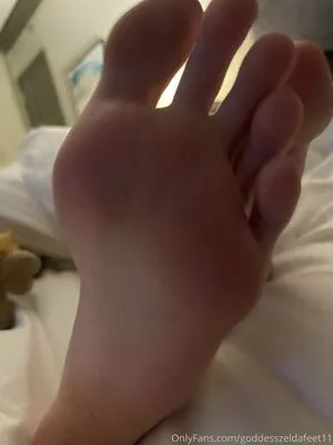 Goddesszeldafeet11 OnlyFans Leaked Free Thumbnail Picture - #5vfCDg5mlj