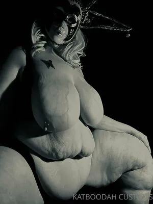 Godmama Io OnlyFans Leaked Free Thumbnail Picture - #4wtJ0JceGk