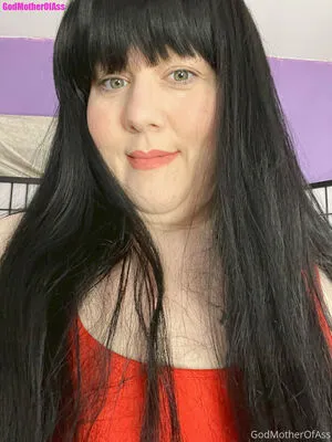 Godmotherthegreatfree OnlyFans Leaked Free Thumbnail Picture - #9y9bsCLZMO
