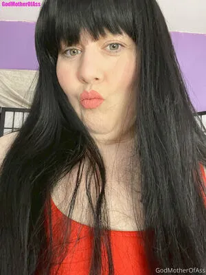 Godmotherthegreatfree OnlyFans Leaked Free Thumbnail Picture - #Q42xIdNwEW