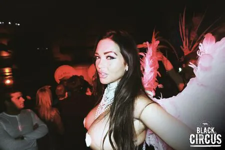 Gogo Stripper OnlyFans Leaked Free Thumbnail Picture - #08k13xiONj