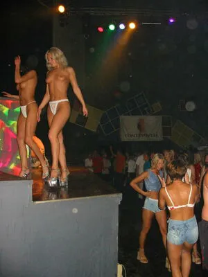 Gogo Stripper OnlyFans Leaked Free Thumbnail Picture - #7m2XTjKrxl