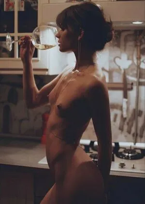Gold Oyster OnlyFans Leaked Free Thumbnail Picture - #7p7k4YuAXS