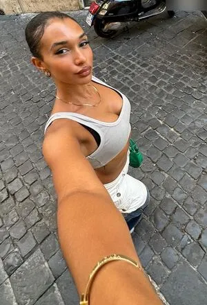 Golden Nahome OnlyFans Leaked Free Thumbnail Picture - #1Ft6SA5F05