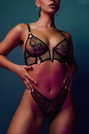 Golden Nahome OnlyFans Leaked Free Thumbnail Picture - #gKdAOPzD4H