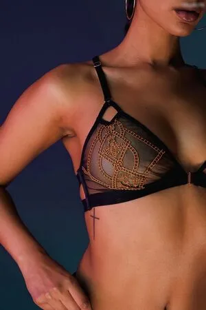 Golden Nahome OnlyFans Leaked Free Thumbnail Picture - #nb236Xr9yt