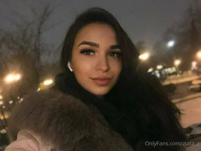 Golden Zlata OnlyFans Leaked Free Thumbnail Picture - #own3hFEaNU