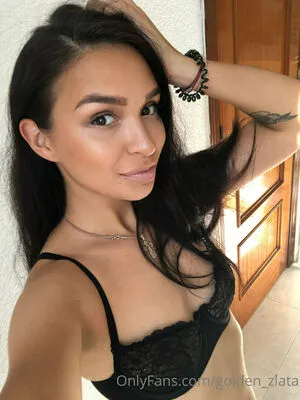 Golden Zlata OnlyFans Leaked Free Thumbnail Picture - #ypClRe3Rif