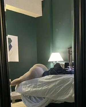 Goldenaura OnlyFans Leaked Free Thumbnail Picture - #wjHseRUSIr