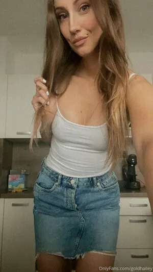 Goldhailey OnlyFans Leaked Free Thumbnail Picture - #IOaSRR7lh5