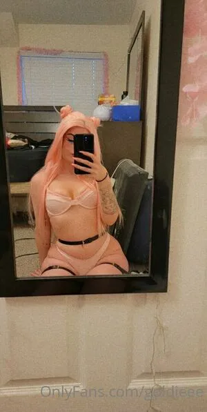 Goldieee OnlyFans Leaked Free Thumbnail Picture - #A9IbfVfxAr