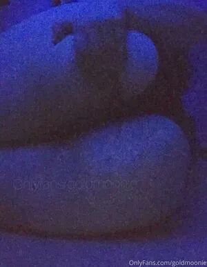 Goldmoonie OnlyFans Leaked Free Thumbnail Picture - #By61po5rdS
