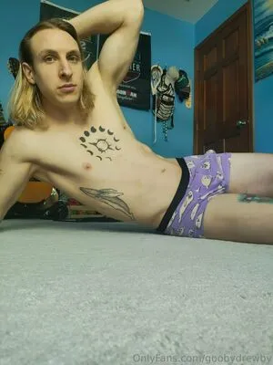 Goobydrewby OnlyFans Leaked Free Thumbnail Picture - #2x9ida6KfQ
