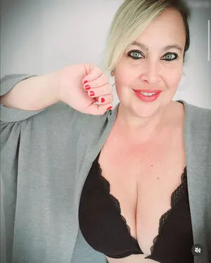 Good Vibes Only OnlyFans Leaked Free Thumbnail Picture - #w5x2MCE5YT