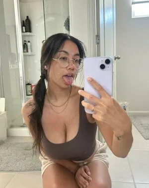 Goodguystephie OnlyFans Leaked Free Thumbnail Picture - #ph5inEd61j