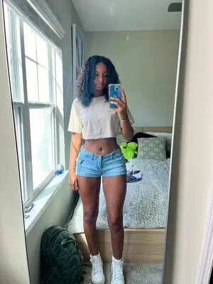 Goodvibezonly35 OnlyFans Leaked Free Thumbnail Picture - #HxXP3sUb62