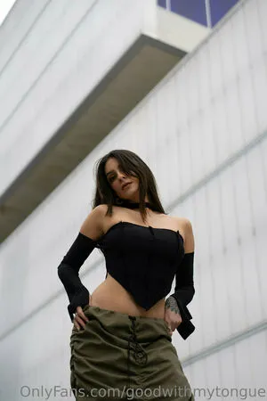 Goodwithmytongue OnlyFans Leaked Free Thumbnail Picture - #6yFlw3upF3