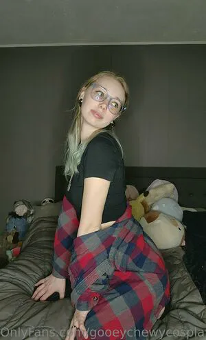 Gooeychewycosplay OnlyFans Leaked Free Thumbnail Picture - #DPAfAccexv