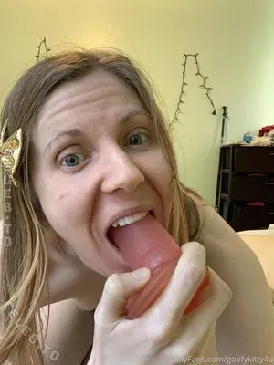 Goofykitty4u OnlyFans Leaked Free Thumbnail Picture - #uc9eOvcJXn