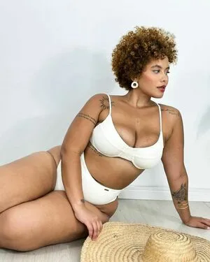 Gordinhas Gostosas OnlyFans Leaked Free Thumbnail Picture - #bFQjTvZNAq