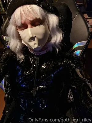 Goth Girl Riley OnlyFans Leaked Free Thumbnail Picture - #JfBciaEqe2