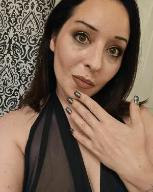 Goth Goddess Thea OnlyFans Leaked Free Thumbnail Picture - #KXDZyk34xL