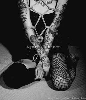 Goth Kitteen Free OnlyFans Leaked Free Thumbnail Picture - #5isTGt7d11