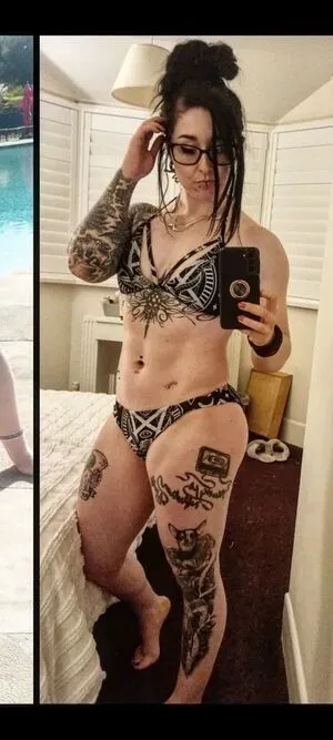 Goth Muscle Mommy OnlyFans Leaked Free Thumbnail Picture - #52OdGT6E1V