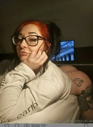 Goth Muscle Mommy OnlyFans Leaked Free Thumbnail Picture - #GXd7CpcW7T