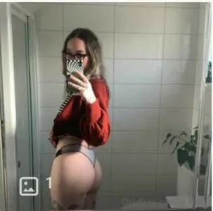Goth Queen OnlyFans Leaked Free Thumbnail Picture - #1hB3zah2ba