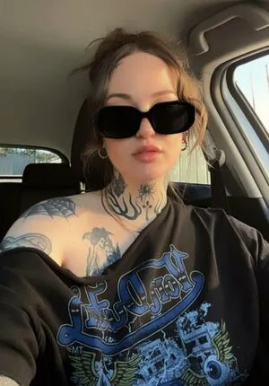 Goth Queen OnlyFans Leaked Free Thumbnail Picture - #3PC2SxPB39