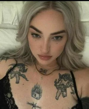 Goth Queen OnlyFans Leaked Free Thumbnail Picture - #3aDN56rrIX