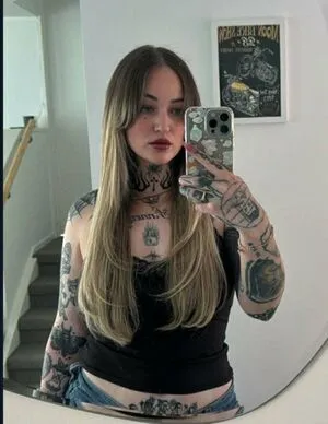 Goth Queen OnlyFans Leaked Free Thumbnail Picture - #5q5Xy4Eo37