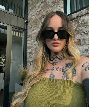 Goth Queen OnlyFans Leaked Free Thumbnail Picture - #PR44rpyaOk