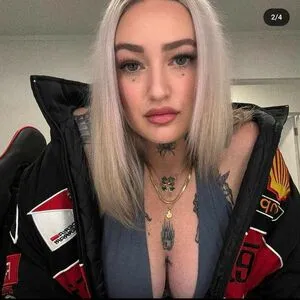 Goth Queen OnlyFans Leaked Free Thumbnail Picture - #Sil5vBLPoh