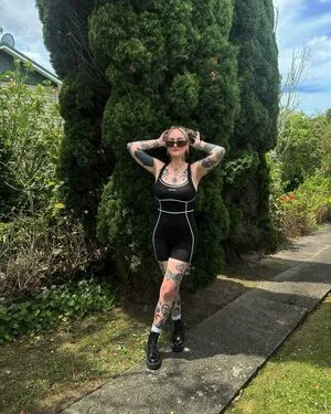 Goth Queen OnlyFans Leaked Free Thumbnail Picture - #o3zDVFVH2k