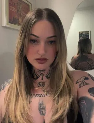 Goth Queen OnlyFans Leaked Free Thumbnail Picture - #p6utYMked0