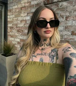 Goth Queen OnlyFans Leaked Free Thumbnail Picture - #q5jvp4nELY