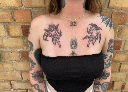 Goth Queen OnlyFans Leaked Free Thumbnail Picture - #ryBIx0a1x3