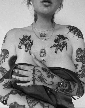 Goth Queen OnlyFans Leaked Free Thumbnail Picture - #x6gyZh1CpQ