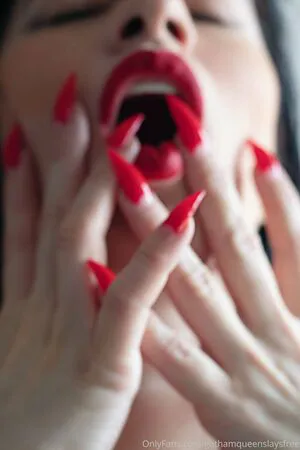 Gothamqueenslaysfree OnlyFans Leaked Free Thumbnail Picture - #4zRe59v3kT