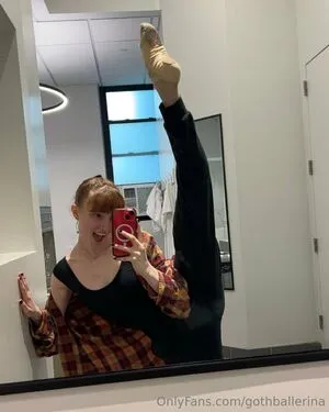 Gothballerina OnlyFans Leaked Free Thumbnail Picture - #9aV8zE4tMD