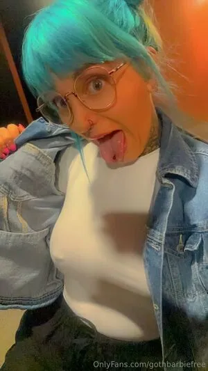 Gothbarbiefree OnlyFans Leaked Free Thumbnail Picture - #BX1lAxVhan