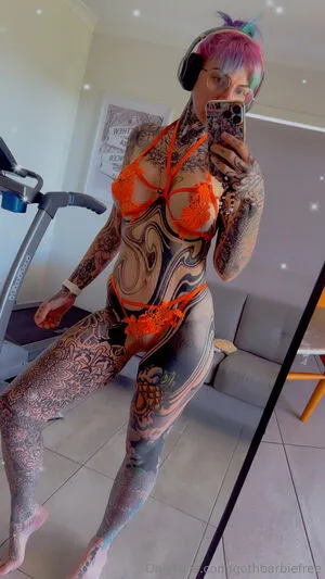 Gothbarbiefree OnlyFans Leaked Free Thumbnail Picture - #DinfYIstVG