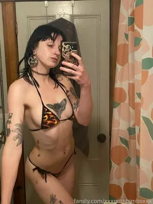 Gothbimboxxx OnlyFans Leaked Free Thumbnail Picture - #8xph4E5BF9