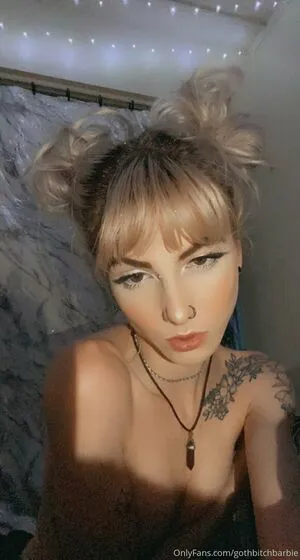 Gothbitchbarbie OnlyFans Leaked Free Thumbnail Picture - #h80smYKimA