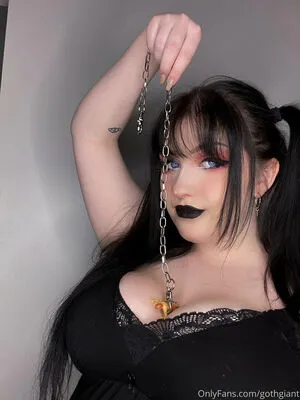 gothgiant OnlyFans Leaked Free Thumbnail Picture - #2jckkMD39p