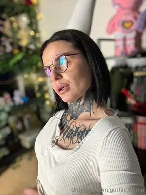 Gothic Nymp OnlyFans Leaked Free Thumbnail Picture - #a96OYTW6tW