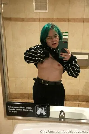 Gothicboypxssy OnlyFans Leaked Free Thumbnail Picture - #97kJa9ZLci